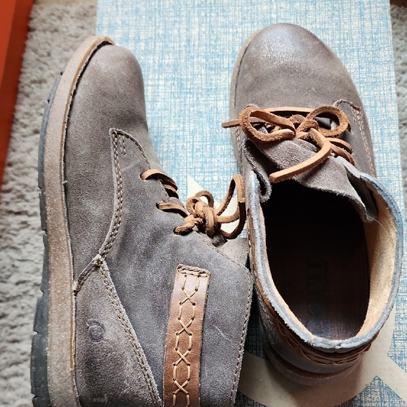 Brown Suede Ankle Boots - Picture 3 of 9